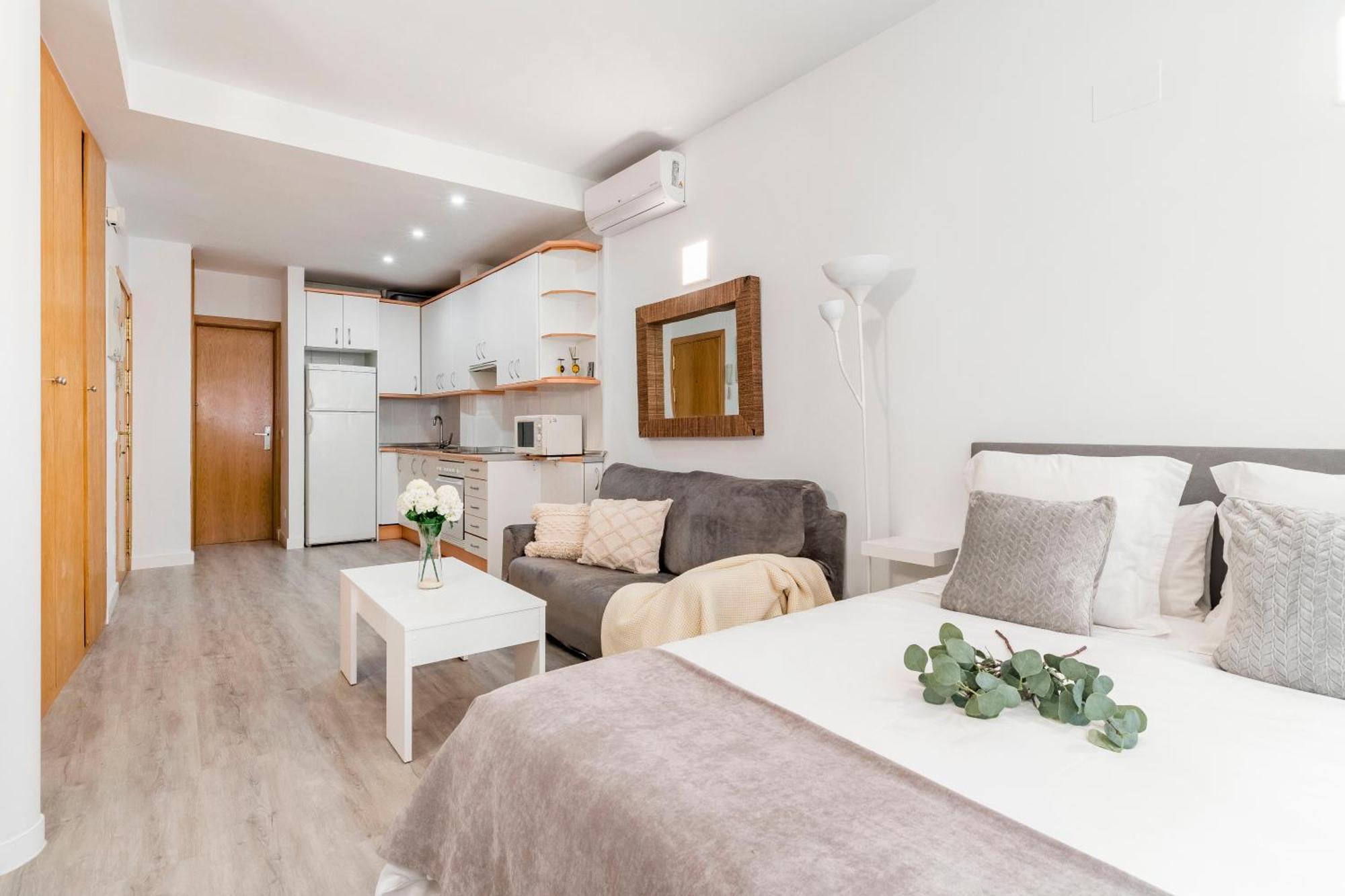 Charming Studio Avenida America Madrid Exterior photo