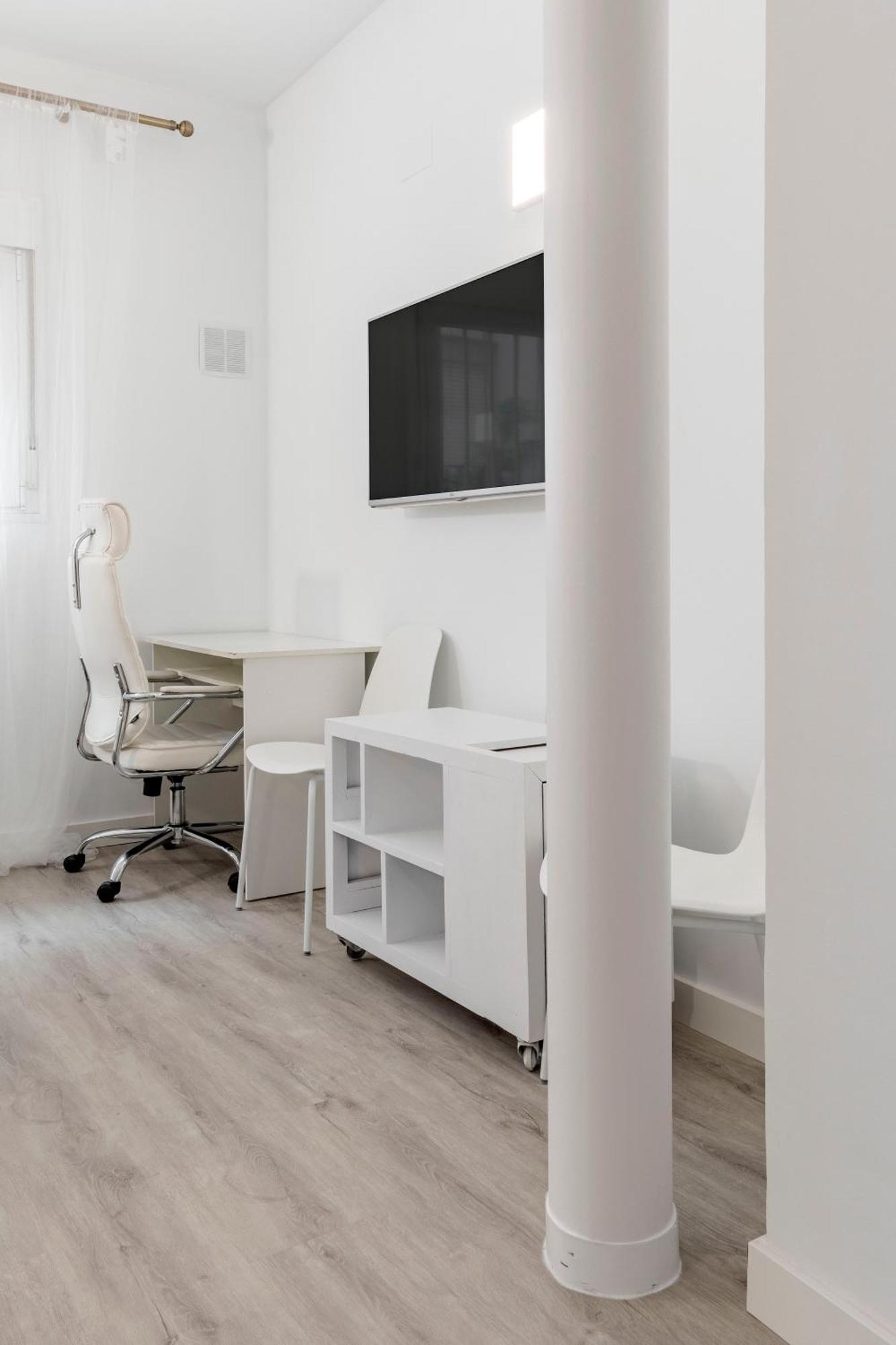 Charming Studio Avenida America Madrid Exterior photo